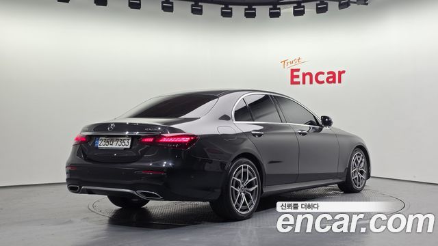 Mercedes-Benz E-Class (W213) E220d 4MATIC AMG Line 2021 — фото 2