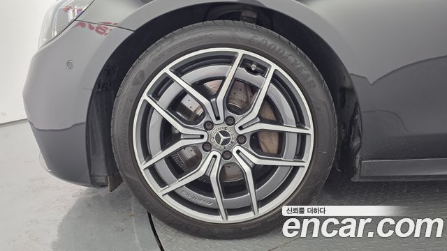Mercedes-Benz E-Class (W213) E220d 4MATIC AMG Line 2021 — фото 5