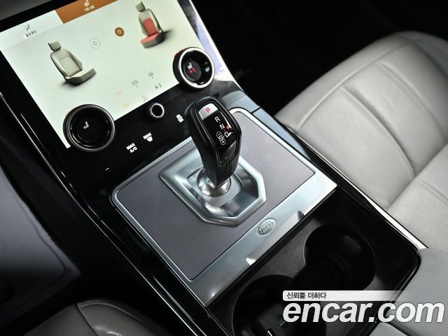 Land Rover Range Rover Evoque (II) P250 SE 2021 — фото 9