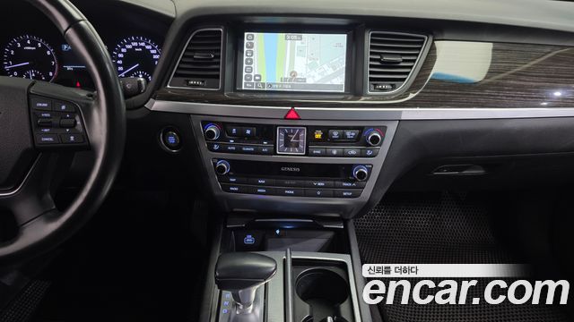 Genesis G80 3.3 GDI AWD Luxury 2019 — фото 15