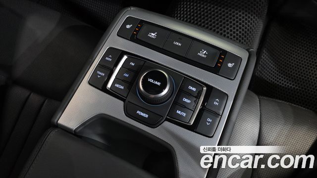 Genesis G80 3.3 GDI AWD Luxury 2019 — фото 19