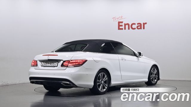 Mercedes-Benz E-Class (W212) E200 Cabriolet 2016 — фото 2