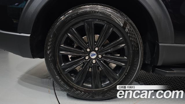Ford Explorer (VI) 2.3 LimIted 4WD 2021 — фото 5
