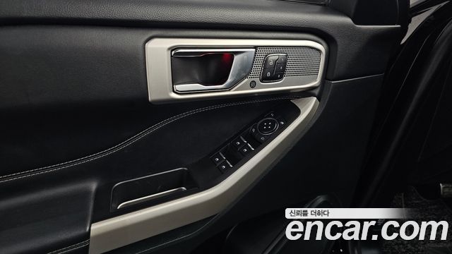 Ford Explorer (VI) 2.3 LimIted 4WD 2021 — фото 27