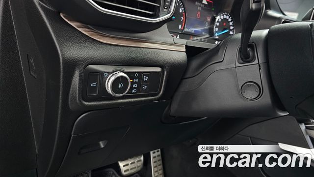 Ford Explorer (VI) 2.3 LimIted 4WD 2021 — фото 28