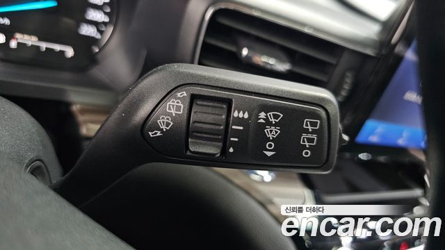 Ford Explorer (VI) 2.3 LimIted 4WD 2021 — фото 35