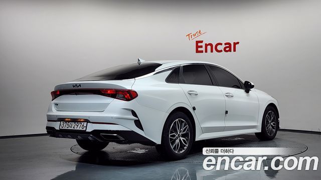 Kia K5 (III) 2.0 Prestige 2022 — фото 2