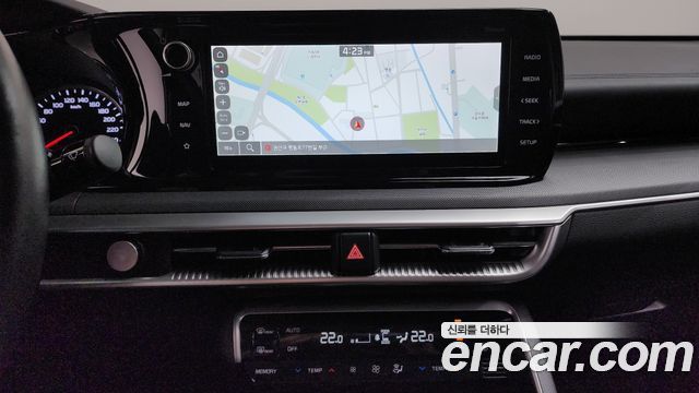Kia K5 (III) 2.0 Prestige 2022 — фото 12