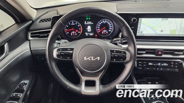 Kia K5 (III) 2.0 Prestige 2022 — фото 13