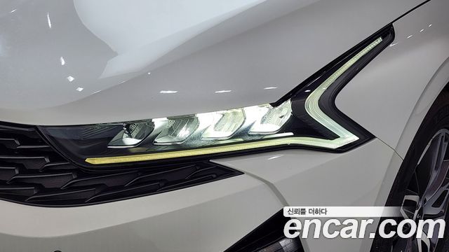 Kia K5 (III) 2.0 Prestige 2022 — фото 22