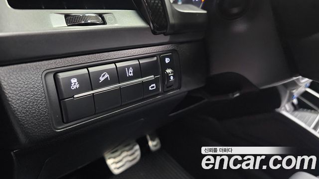 KG Mobility (SsangYong) Rexton Sports Khan Diesel 2.2 4WD Prestige 2021 — фото 17