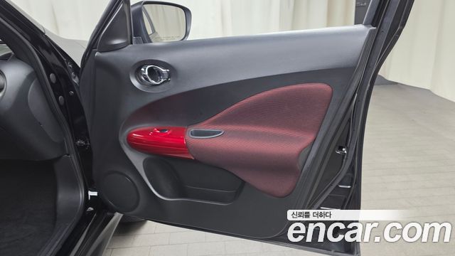 Nissan Juke 1.6 SV F15 2017 — фото 24