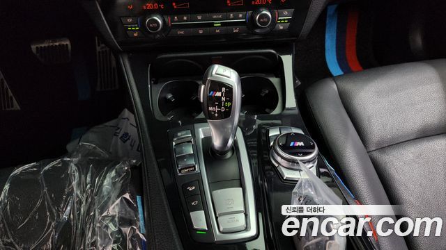 BMW 5 Series (F10) 520d xDrive M Aero Dynamic 2016 — фото 9