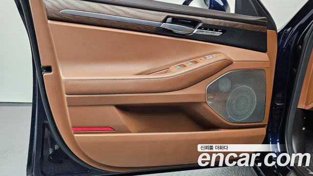 Genesis G90 5.0 AWD Prestige 2020 — фото 24