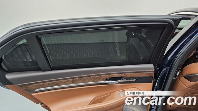 Genesis G90 5.0 AWD Prestige 2020 — фото 29