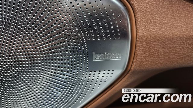 Genesis G90 5.0 AWD Prestige 2020 — фото 38