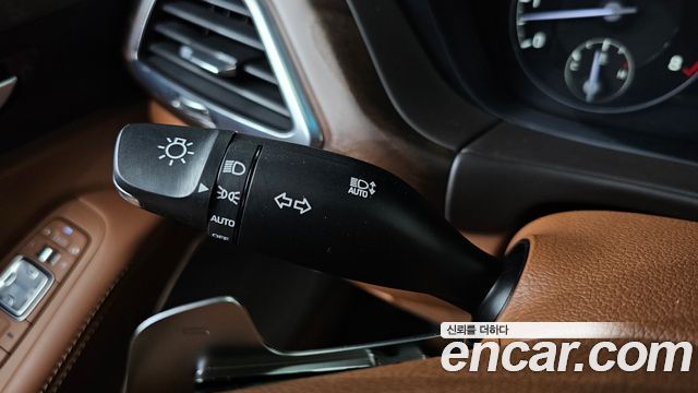 Genesis G90 5.0 AWD Prestige 2020 — фото 39