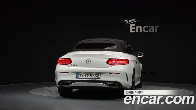 Mercedes-Benz C-Class (W205) C200 Cabriolet 2017 — фото 4