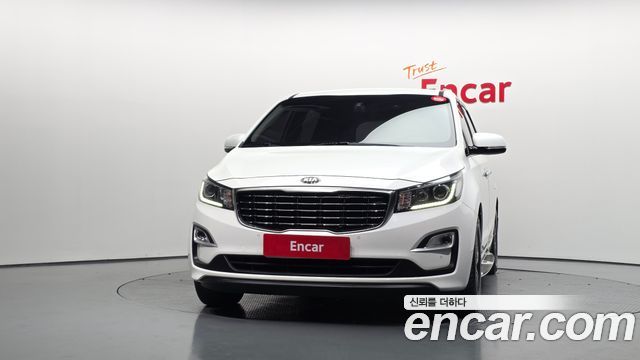 Kia Carnival 11-Seater Prestige 2019 — фото 3