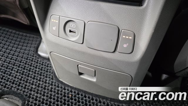 Kia Carnival 11-Seater Prestige 2019 — фото 18