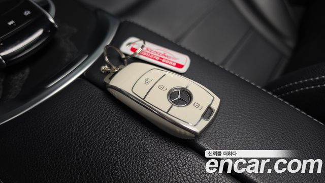Mercedes-Benz C-Class (W205) C220 d 4MATIC Exclusive 2019 — фото 15