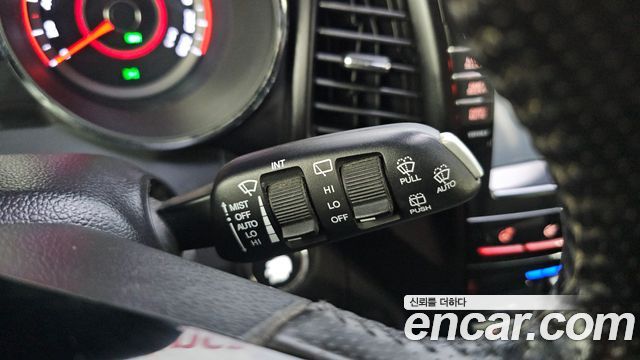 KG Mobility (SsangYong) Tivoli Air Diesel IX 2WD 2019 — фото 19