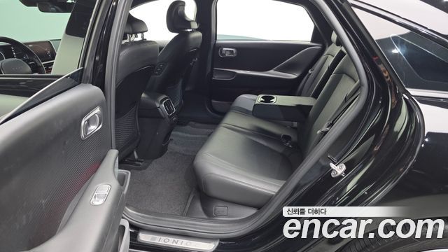 Hyundai Ioniq 6 Long Range Prestige 2023 — фото 11