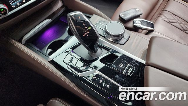 BMW 6 Series GT (G32) 640i xDrive M Sport 2021 — фото 9