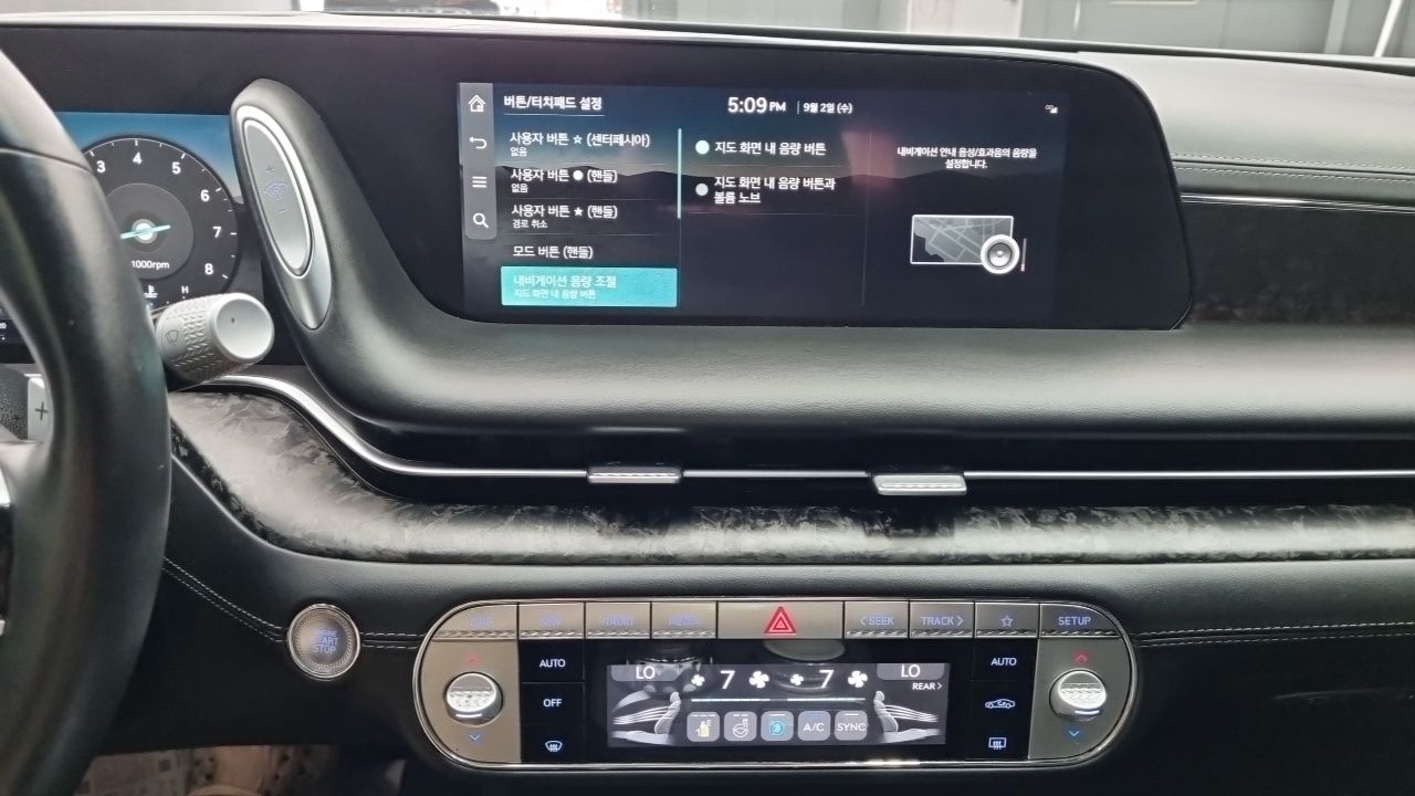 Genesis G90 (RS4) Gasoline 3.5 Turbo e-S/C AWD LWB 2022 — фото 17