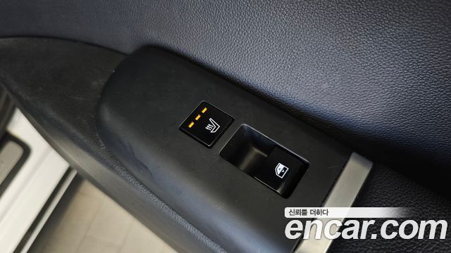 Hyundai Grandeur (GN7) 3.5 LPG 2WD (Taxi) Deluxe 2023 — фото 18