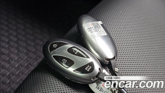 Hyundai Grandeur (GN7) 3.5 LPG 2WD (Taxi) Deluxe 2023 — фото 32