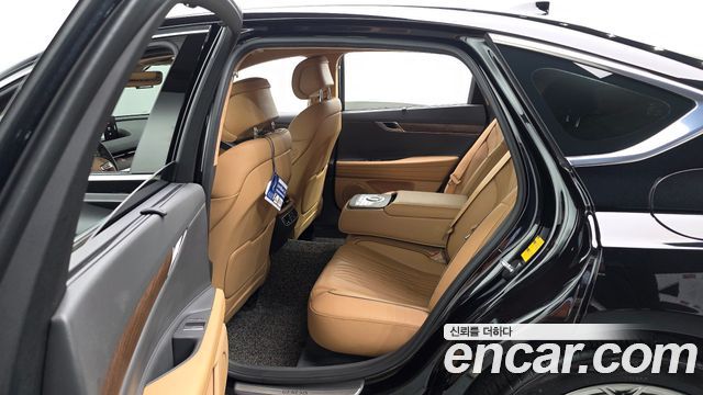 Genesis G80 (RG3) Gasoline 2.5 Turbo AWD 2022 — фото 16