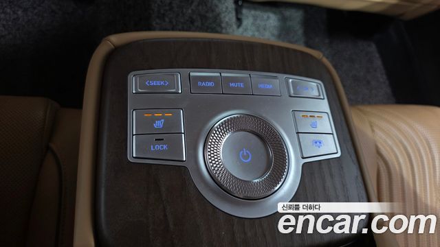 Genesis G80 (RG3) Gasoline 2.5 Turbo AWD 2022 — фото 24