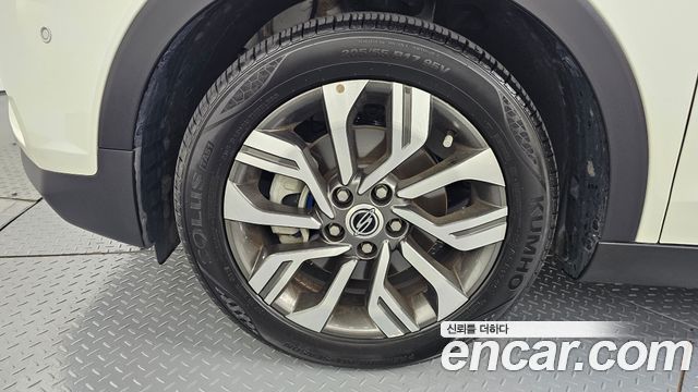 KG Mobility (SsangYong) Tivoli Armor TX 2WD 2019 — фото 5