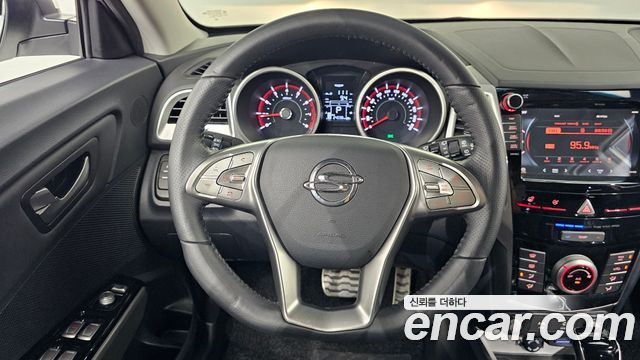 KG Mobility (SsangYong) Tivoli Armor TX 2WD 2019 — фото 13