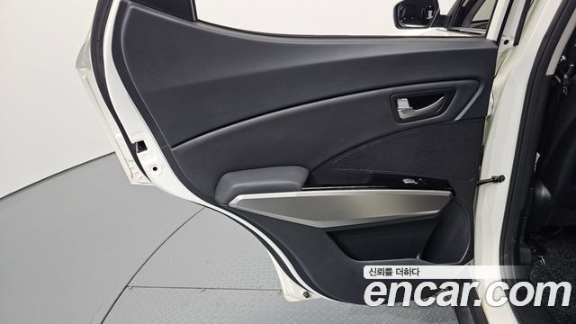 KG Mobility (SsangYong) Tivoli Armor TX 2WD 2019 — фото 25