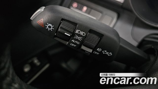 KG Mobility (SsangYong) Tivoli Armor TX 2WD 2019 — фото 33