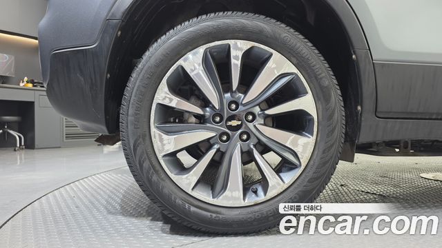 Chevrolet Trax 1.4 Premier 2019 — фото 5