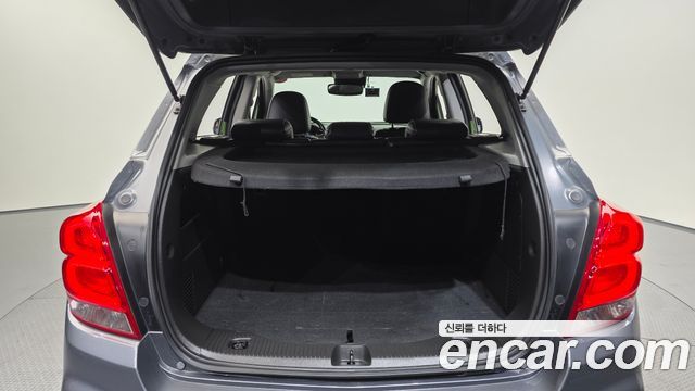 Chevrolet Trax 1.4 Premier 2019 — фото 20