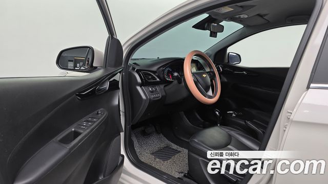 Chevrolet Spark Premier 2019 — фото 10
