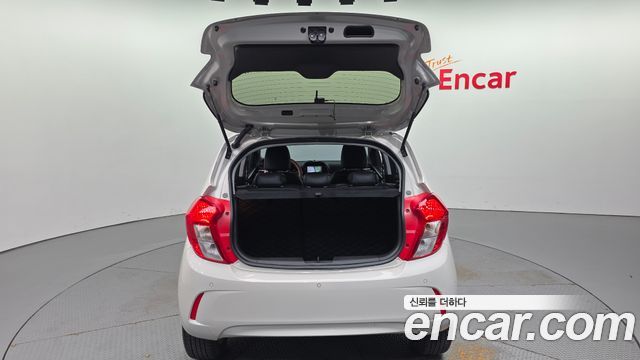 Chevrolet Spark Premier 2019 — фото 20
