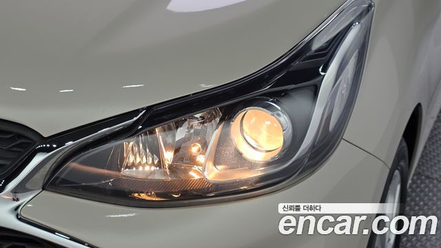 Chevrolet Spark Premier 2019 — фото 22
