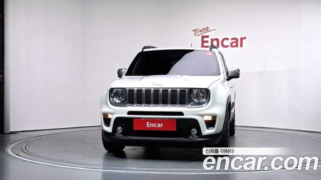 Jeep Renegade 1.3 Limited 2022 — фото 3