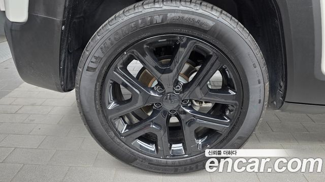 Jeep Renegade 1.3 Limited 2022 — фото 5