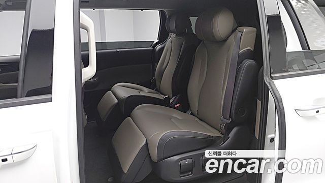 Kia Carnival (IV) Diesel 7-Seater Signature 2025 — фото 5
