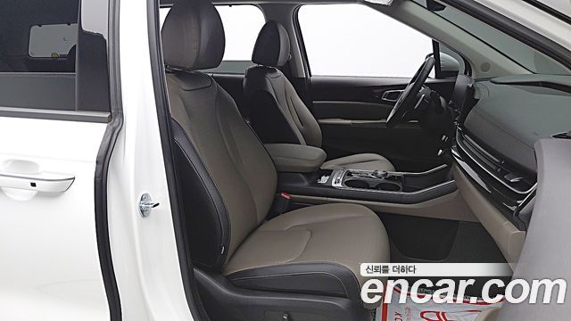 Kia Carnival (IV) Diesel 7-Seater Signature 2025 — фото 8