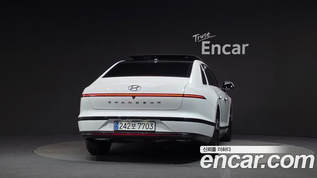 Hyundai Grandeur Hybrid (GN7) Calligraphy 2025 — фото 4