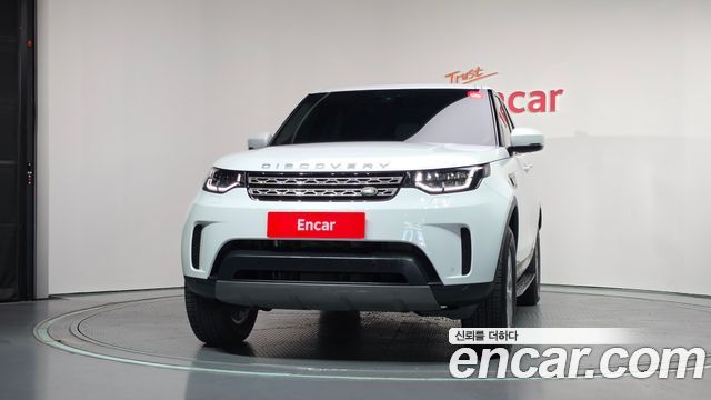 Land Rover Discovery 5 2.0 SD4 SE 2019 — фото 3