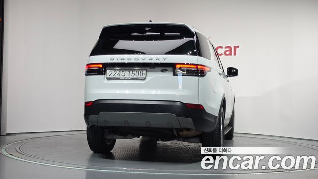 Land Rover Discovery 5 2.0 SD4 SE 2019 — фото 4