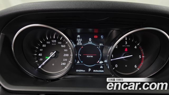 Land Rover Discovery 5 2.0 SD4 SE 2019 — фото 8